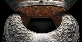 Read more about the article 探寻苗族银饰的魅力与文化底蕴