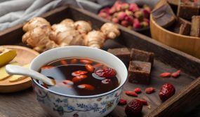 Brown Sugar and Ginger Soup: The Warm Protection of Traditional Chinese Medicine Formulas