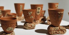 Read more about the article 彩陶，用陶土捏制成型，绘制独特的图案，不仅承载艺术之美，更是古人精神世界的映射