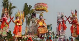 Read more about the article 岭南传统民俗文化，飘色