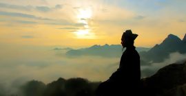 Read more about the article 道教内修，通过呼吸、冥想等方式，使身心和谐统一