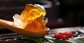 Read more about the article 桃胶可生津止渴、润肠通便，对于新陈代谢有良好的改善作用